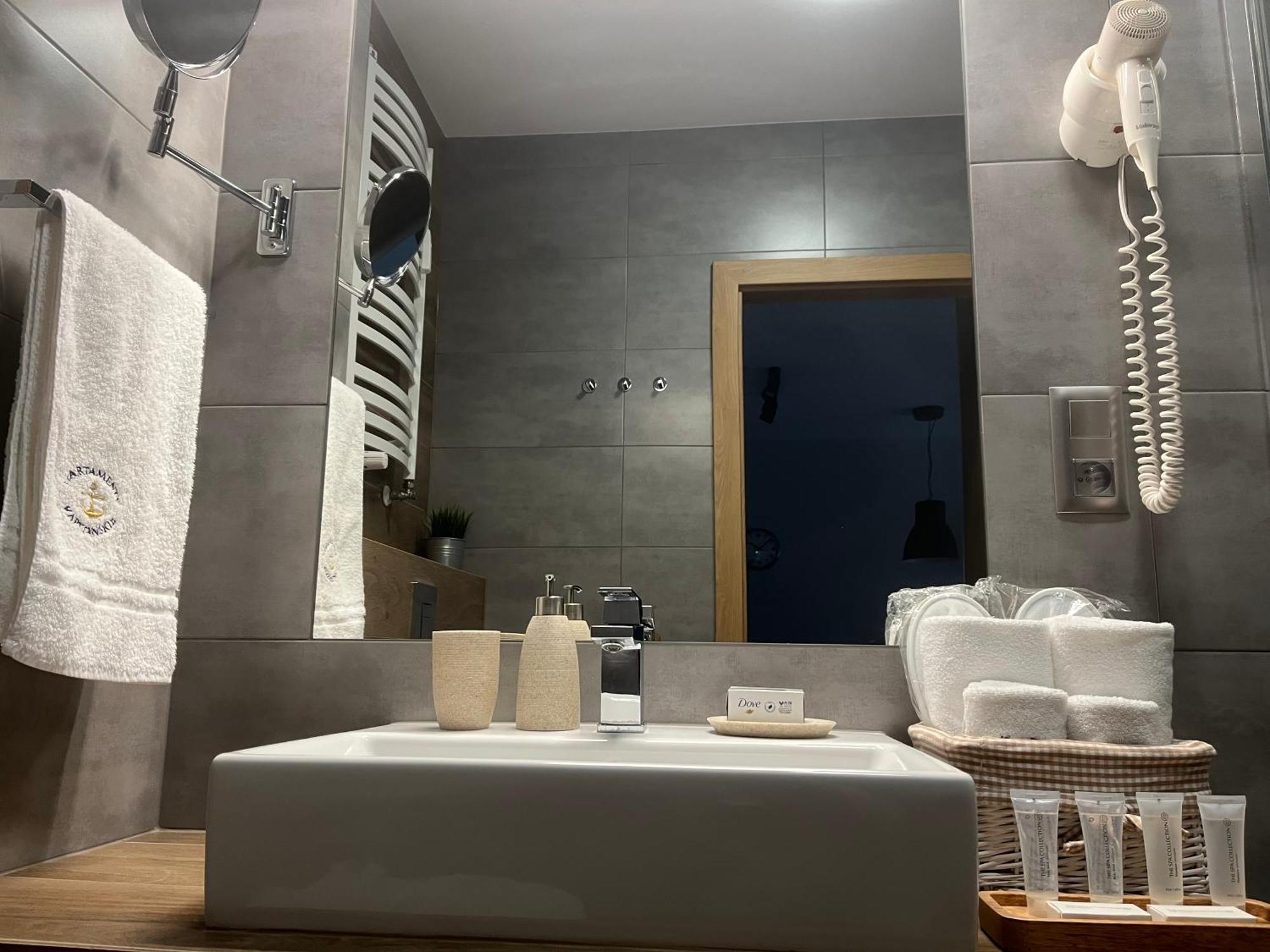 Apartamenty Kapitanskie Blizej Morza Kołobrzeg Exterior foto